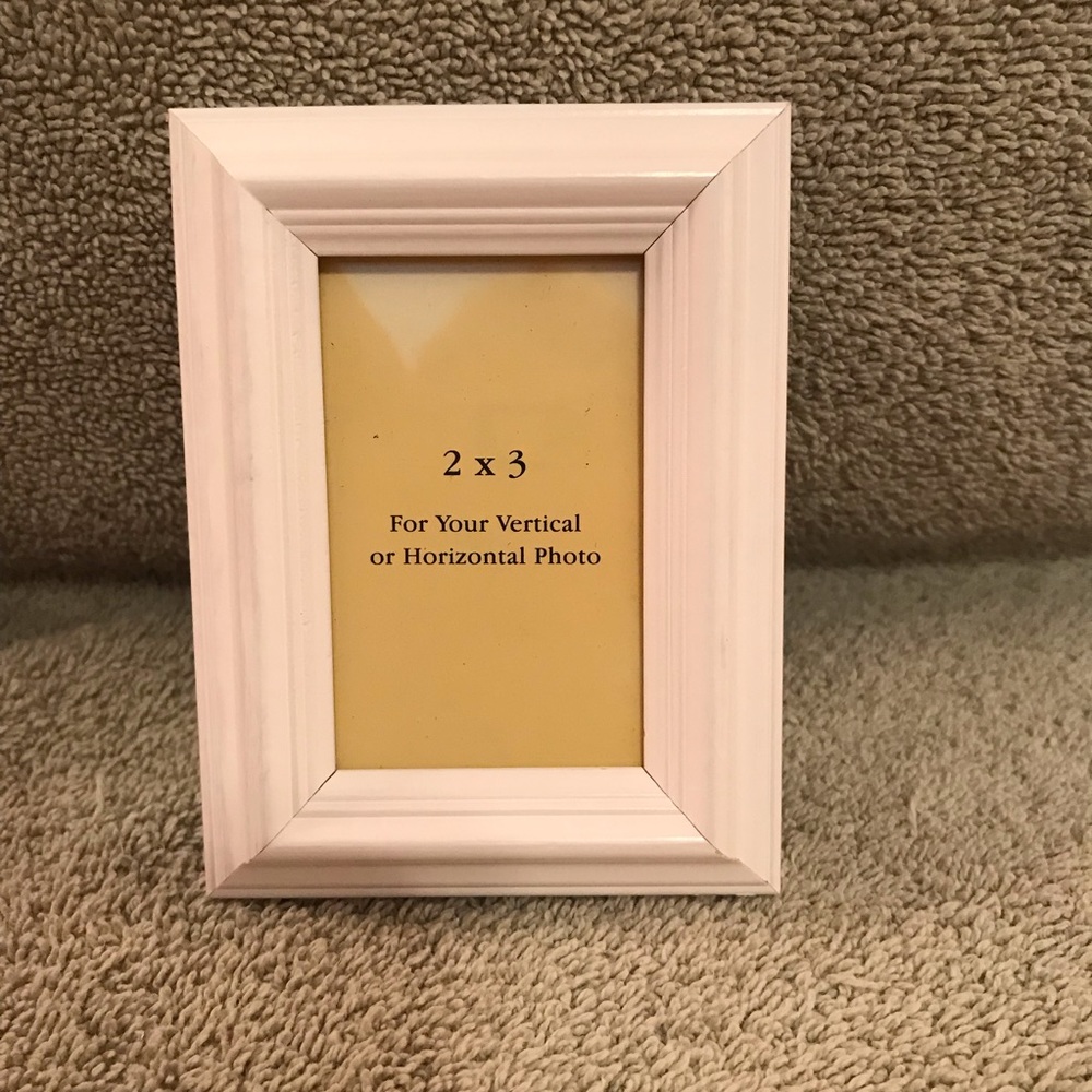 White wood photo frame